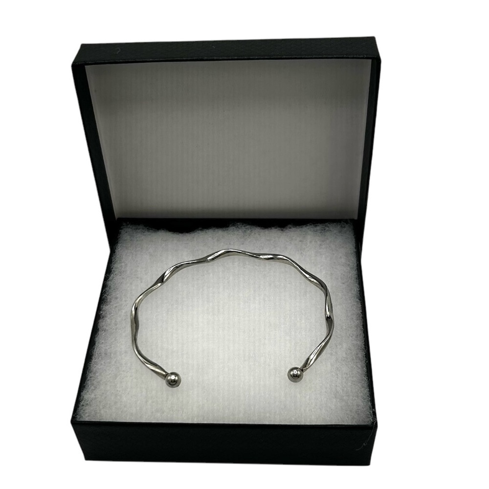Gold or Silver Twist Design‎ Open Cuff Bracelet. New - Picture 8 of 11
